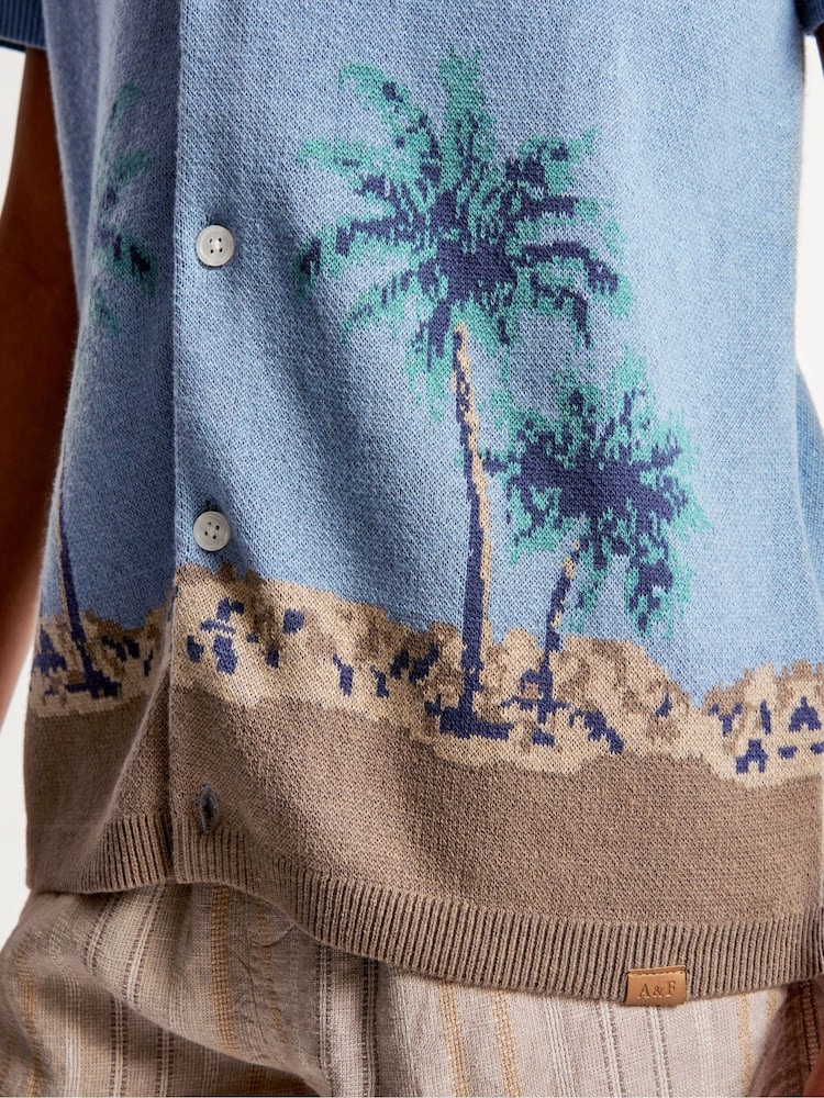 Abercrombie & Fitch Blue Palm Tree Print Resort Shirt - Image 8 of 8 Abercrombie & Fitch Blue Palm Tree Print Resort Shirt - Image 8 of 8