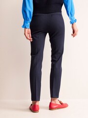 بنطلون للأحجام الصغيرة Highgate من Boden - صورة 3 من 5