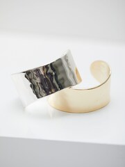 Jon Richard Gold Hammered Cuff Bracelet - Image 3 of 4