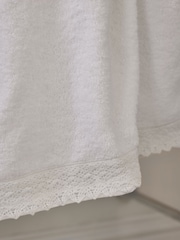 Shabby Chic by Rachel Ashwell® White Crochet Lace 100% Cotton Towel - Image 4 of 5