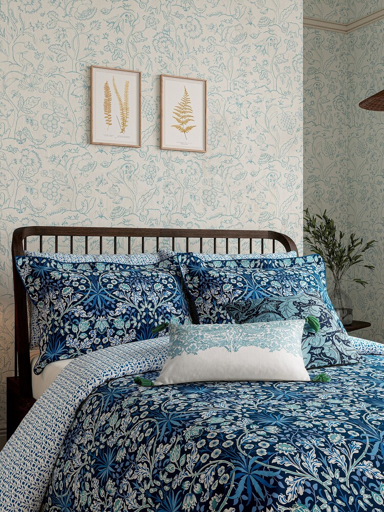 Morris & Co Blue 100% Cotton Hyacinth Cover Set - Image 2 of 4