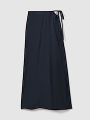 Reiss Navy Esme Gathered Side Midi Skirt - Image 2 of 6