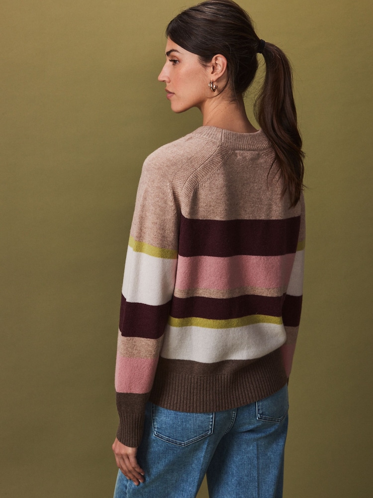Neutral and Pink Stripe - Premium 100% Lambswool Pattern Col rond Knitted Pull - Image 4 of 7
