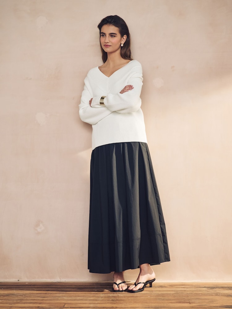 Ecru Relaxed Fit Ribbed V-Neck Knitted Jumper - Image 2 of 6