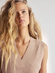 Camel Brown Premium 100% Lambswool Sleeveless V-Neck Knitted Vest Tank Top - Image 5 of 7