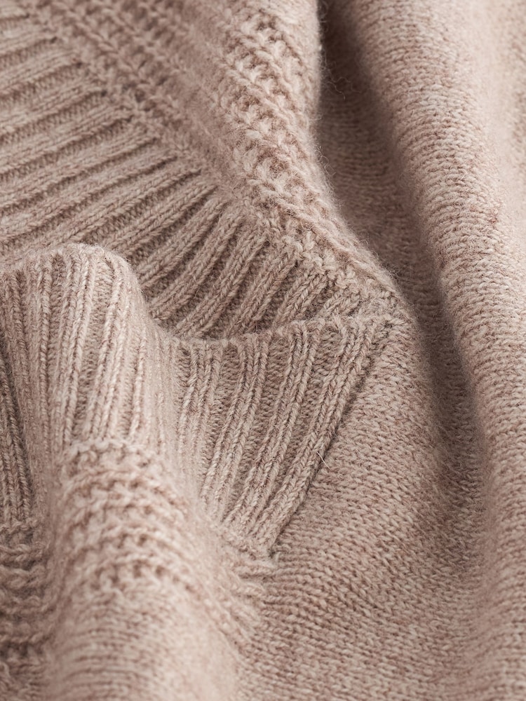 Camel Brown Premium 100% Lambswool Sleeveless V-Neck Knitted Vest Tank Top - Image 7 of 7