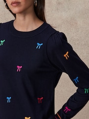 Marineblau mit Regenbogenschleifen - Langärmliger bestickter Pullover mit Rundhalsausschnitt - Bild 4 von 6