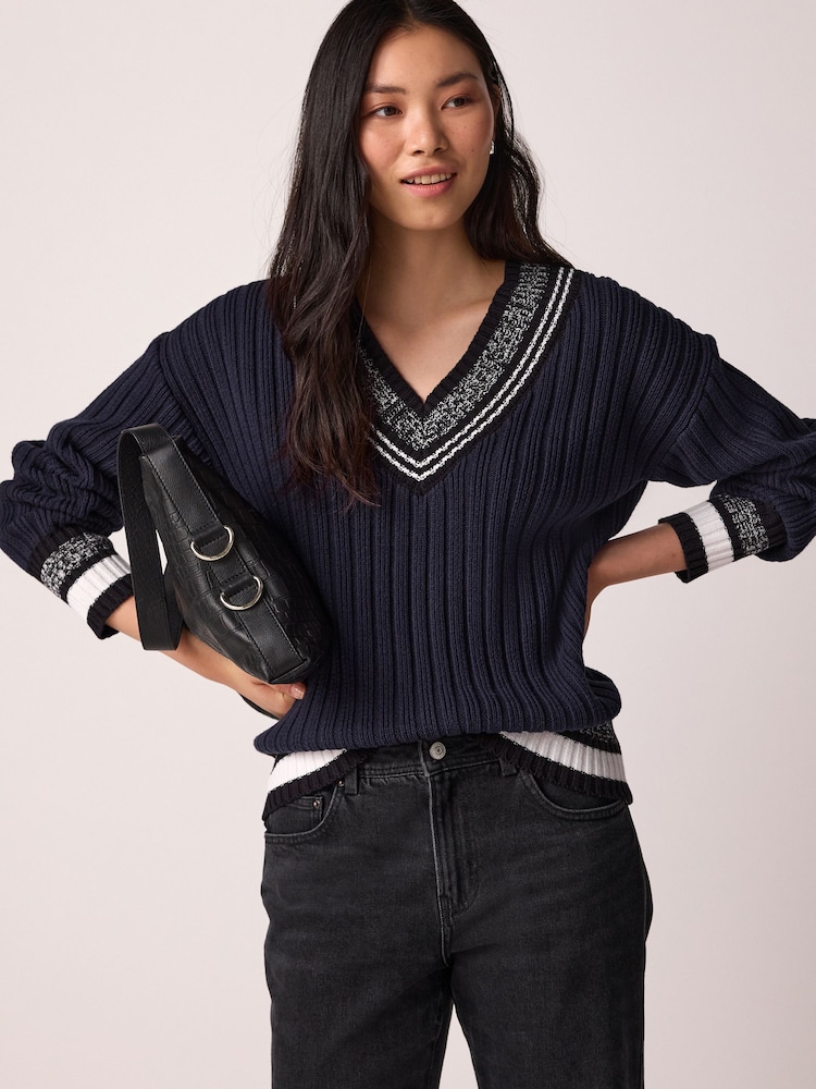 Navy Blue Contrast Tipped V-Neck Pullover Ribbed Knitted Jumper - Image 2 of 6
