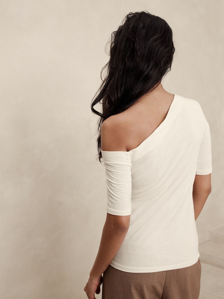 Banana Republic Cream Asymmetrical Wool-Blend Top - Image 2 of 4 Banana Republic Cream Asymmetrical Wool-Blend Top - Image 2 of 4