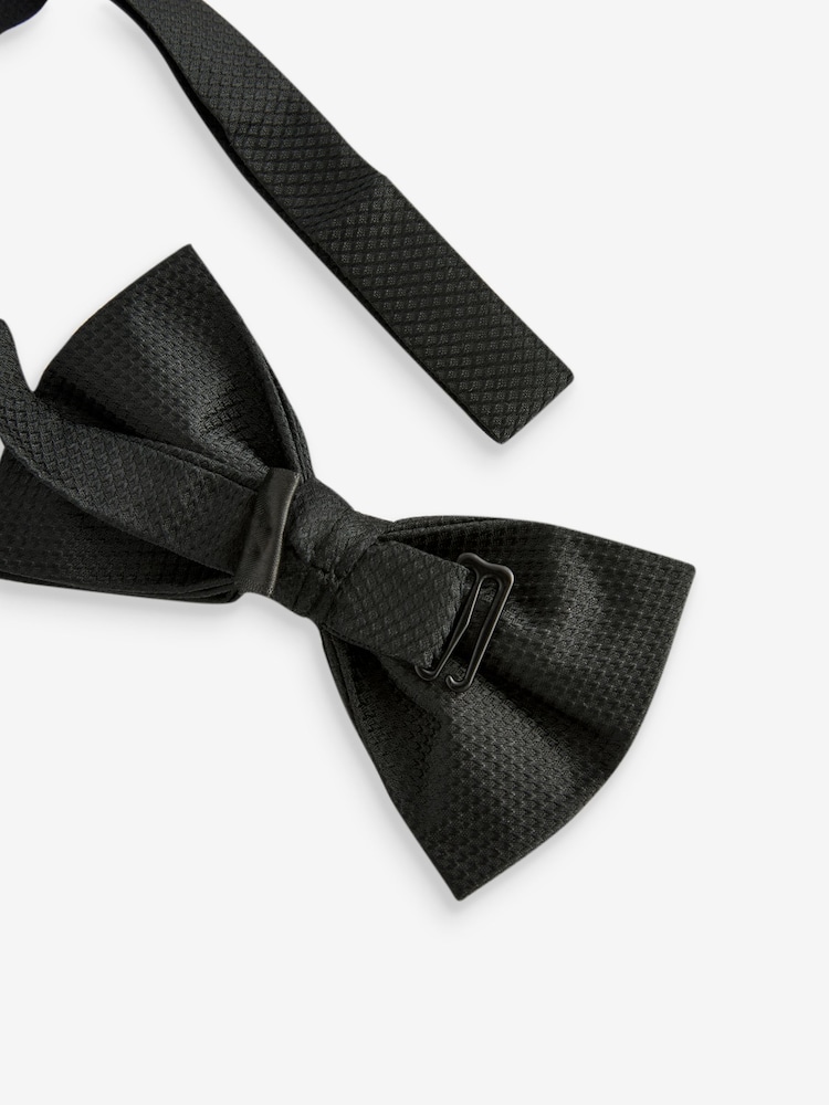 Black Textured Silk Bow Tie - Image 4 of 4 Black Textured Silk Bow Tie - Image 4 of 4