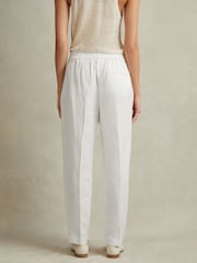 Reiss White Farrah Tapered Suit Trousers with TENCEL™ Fibers - Image 4 of 5