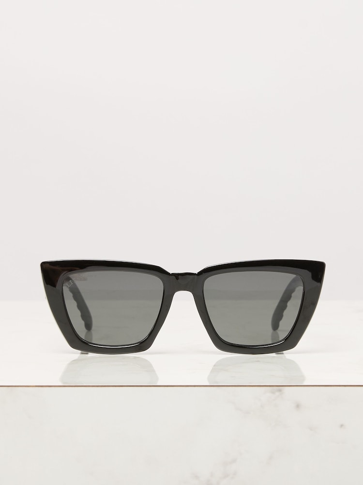 Lipsy Black Oversized Quilted Sunglasses - Image 2 of 4