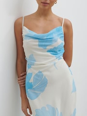 Pretty Lavish Blue & Cream Floral Keisha Ruched Midaxi Dress - Image 2 of 4