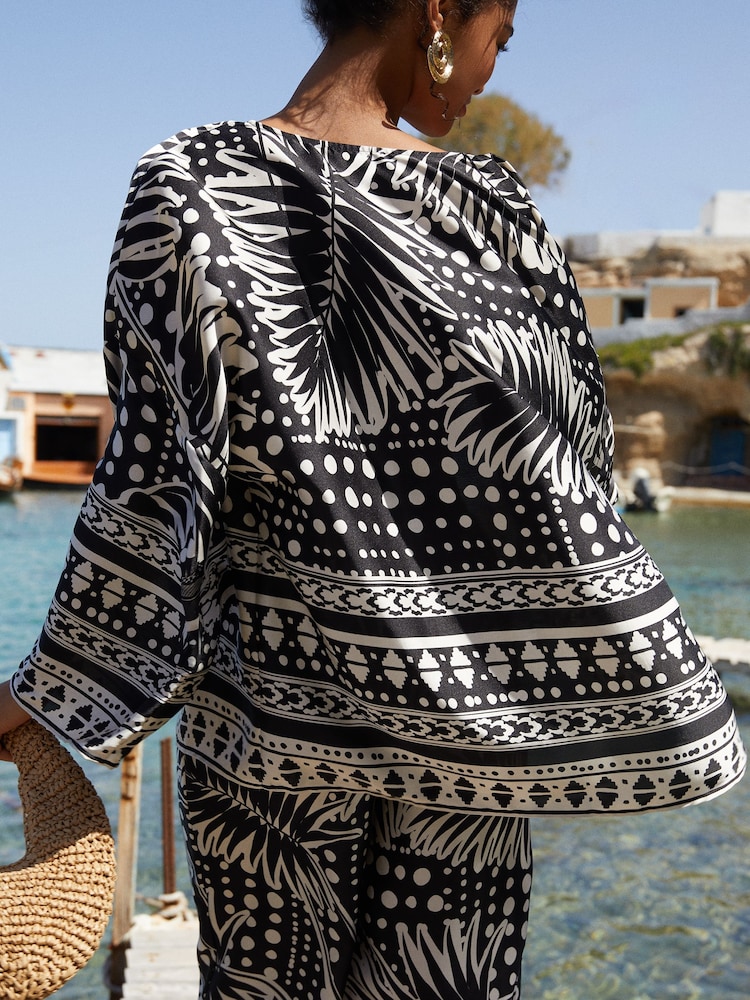 Friends Like These Black/White Long Sleeve Satin Kimono Cover Up - Image 2 of 4
