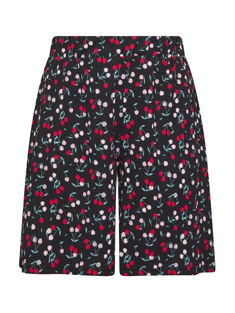 Yours Curve Black Crinkle Shorts - Image 5 of 5 Yours Curve Black Crinkle Shorts - Image 5 of 5