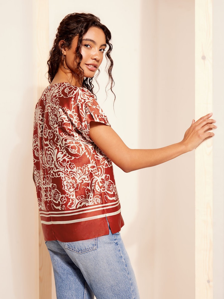 Friends Like These Red Printed Satin Utility Short Sleeve Top - Image 4 of 4