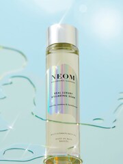 NEOM Real Luxury Wellbeing Soak Multi-Vitamin Bath Oil 100ml - Image 4 of 5