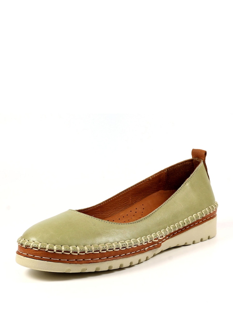 Lunar Dove Pump Shoes - Image 2 of 8 Lunar Dove Pump Shoes - Image 2 of 8
