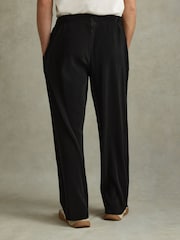 Reiss Black Malin Elasticated Plisse Trousers - Image 4 of 5