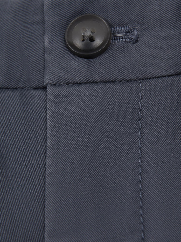 Airforce Blue - REISS Wicket Legere Chinoshorts - Bild 6 von 6 Airforce Blue - REISS Wicket Legere Chinoshorts - Bild 6 von 6
