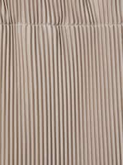 Reiss Champagne Milos Elasticated Plisse Shorts - Image 6 of 6