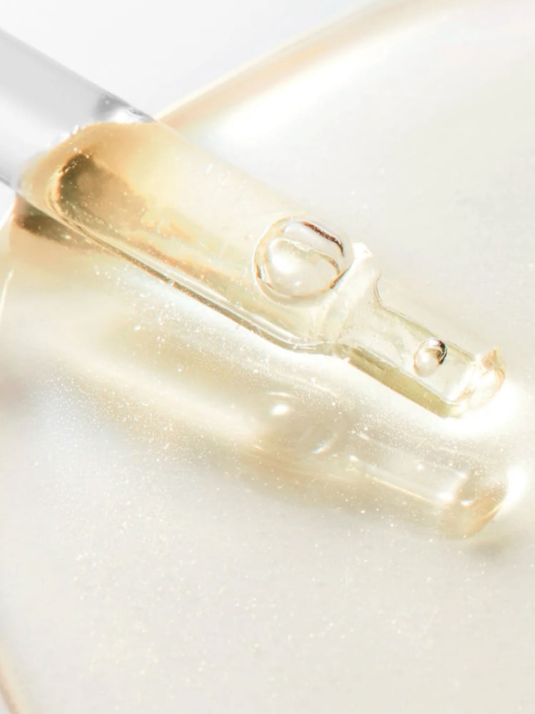 NUXE Prodigieuse® [Hyalu] Boost The Anti-Dark Spot Glow Serum 30ml - Image 2 of 5