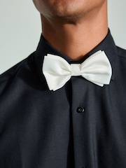 Black/Ivory White Regular Fit Single Cuff 100% Cotton Shirt And Bow Tie - Image 4 of 6
