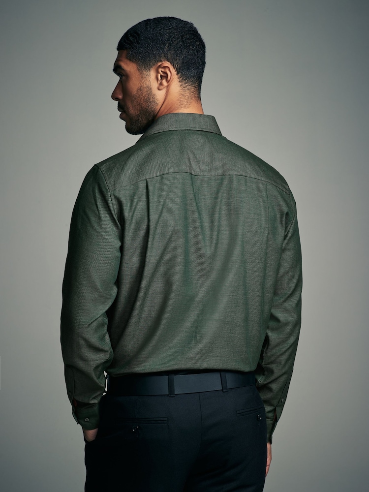 Forest Green Regular Fit Trimmed Easy Care Single Cuff Oxford Shirt - Image 2 of 3