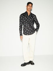 Black Moth Print Regular Fit 100% Cotton Long Sleeves Single Cuff Formal Shirt - Image 2 of 7
