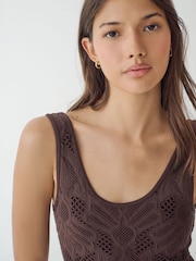 Burgundy Red Scoop Neck Lace Tank - Image 4 of 6