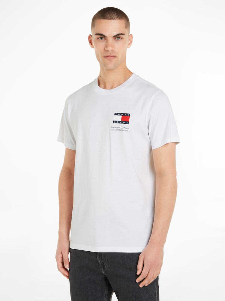 Tommy Jeans White Slim Essential Flag 100% Cotton T-Shirt - Image 1 of 6