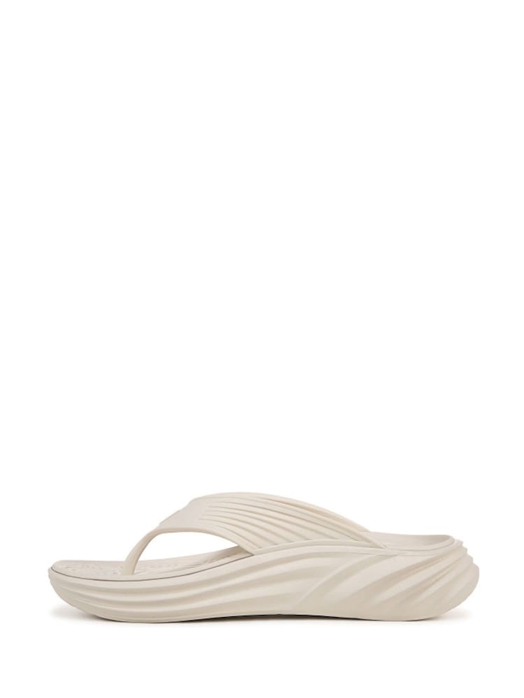 Vionic Tide X Flip Flops - Image 2 of 7