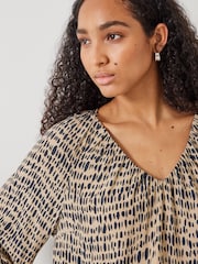 Hush Elise Bedruckte Bluse mit V-Ausschnitt - Bild 4 von 5