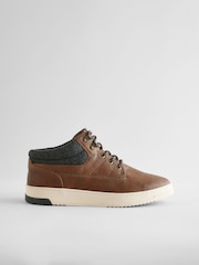 Braun - Flacher Sport-Boot - Bild 3 von 6