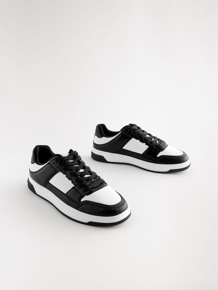 Black/White EDIT Court Trainers - Image 2 of 6
