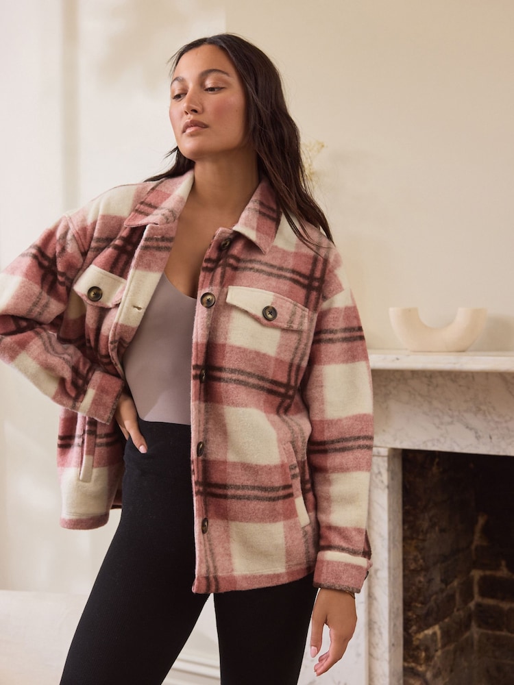 Rosa, kariert - Gebürstete Hemdjacke - Bild 1 von 11 Rosa, kariert - Gebürstete Hemdjacke - Bild 1 von 11