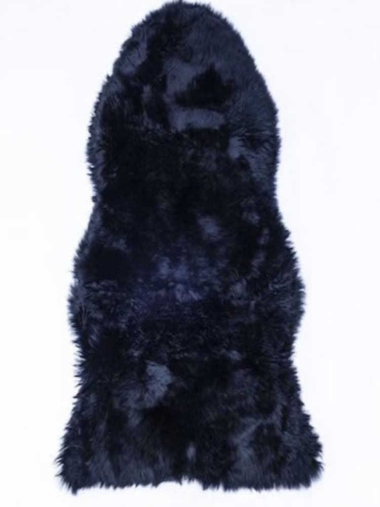 Naturally Sheepskins Black Single Sheepskin Rug - Image 2 of 4