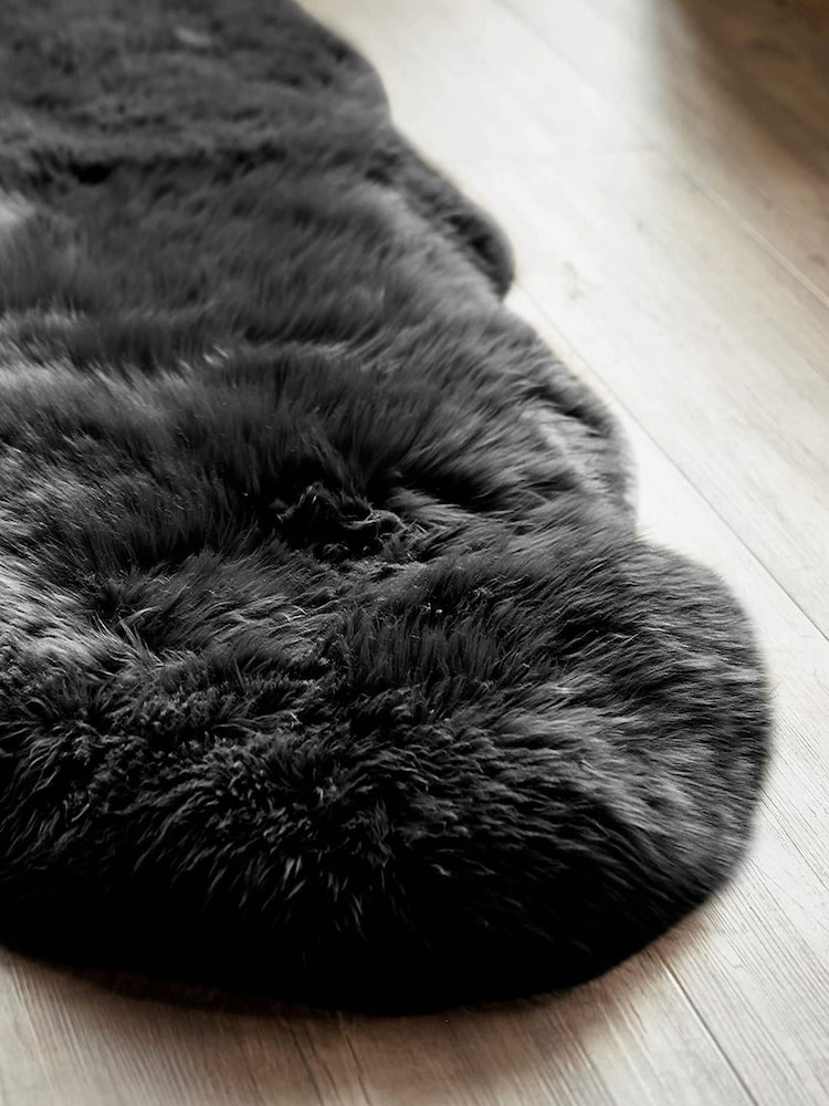 Naturally Sheepskins Black Quad Sheepskin Rug - Image 2 of 3