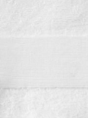 Catherine Lansfield Set of 2 White Anti-Bacterial 100% Cotton Towels - Image 4 of 4