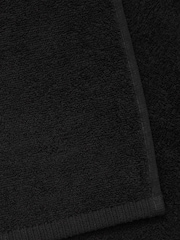 Catherine Lansfield Set of 2 Black 100% Cotton Anti Bacterial Bath Sheet Towels - Image 2 of 3