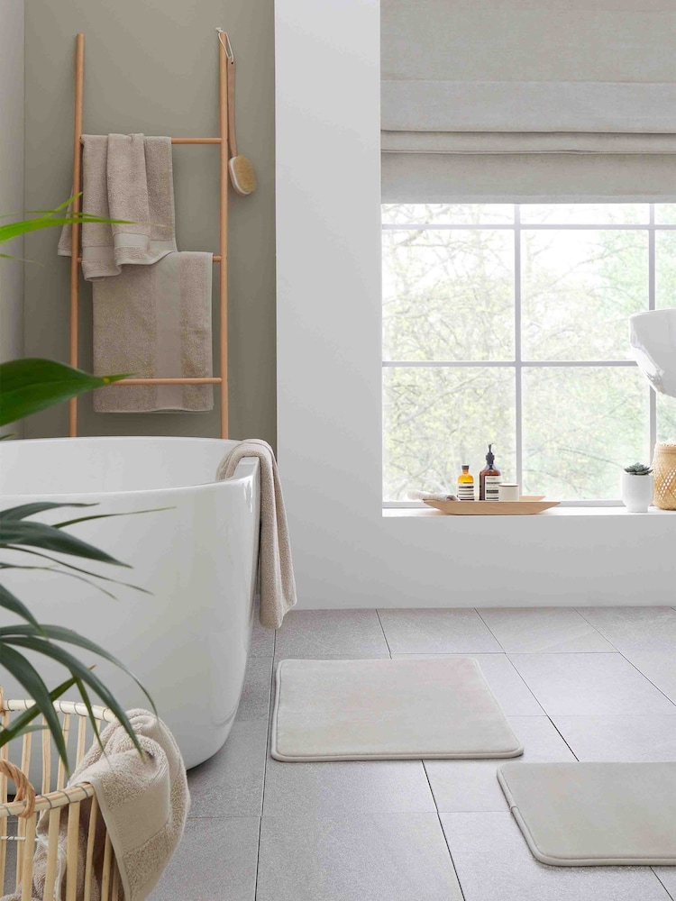 Catherine Lansfield Set of 2 Natural Anti-Bacterial 100% Cotton Towels - Image 1 of 4