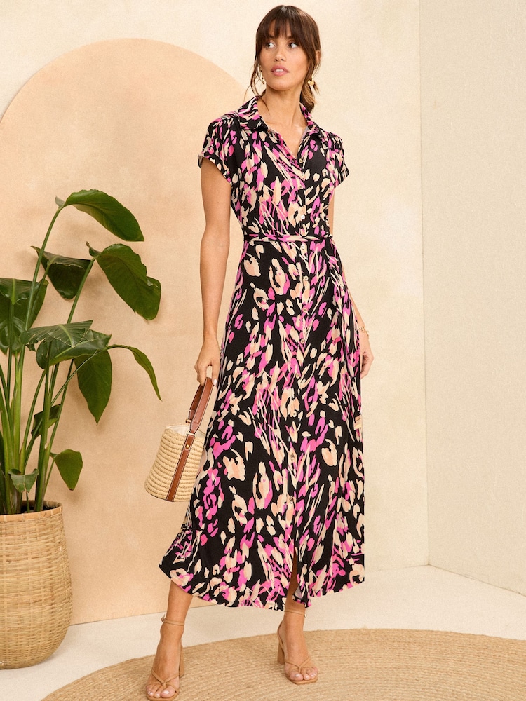 Rosa mit Animal-Print - Love & Roses Durchgeknöpftes Midikleid aus Jersey - Bild 1 von 4 Rosa mit Animal-Print - Love & Roses Durchgeknöpftes Midikleid aus Jersey - Bild 1 von 4