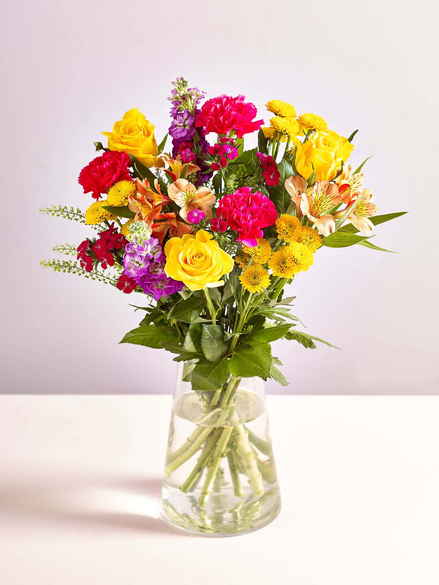 Gorgeous Flower Bouquet With Icelandic Roses ,mums, Alstroemeria, Baby's Breath And More. | Í Húsi Blóma Flower Delivery Shop Iceland