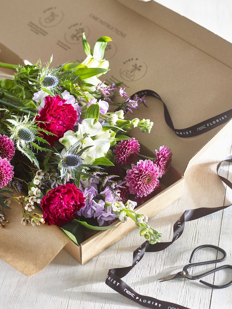 Bright Rose and Alstroemeria Letterbox Fresh Flower Bouquet - Image 4 of 4