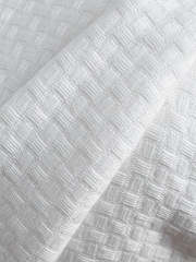 Pineapple Elephant White 100% Cotton Lina Waffle Geo Throw - Image 2 of 4