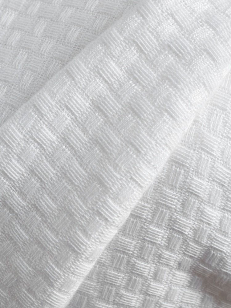 Pineapple Elephant White 100% Cotton Lina Waffle Geo Throw - Image 2 of 4