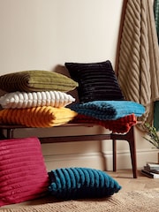 Catherine Lansfield Natural Soft and Cosy Ribbed Faux Fur Throw - Image 5 of 6