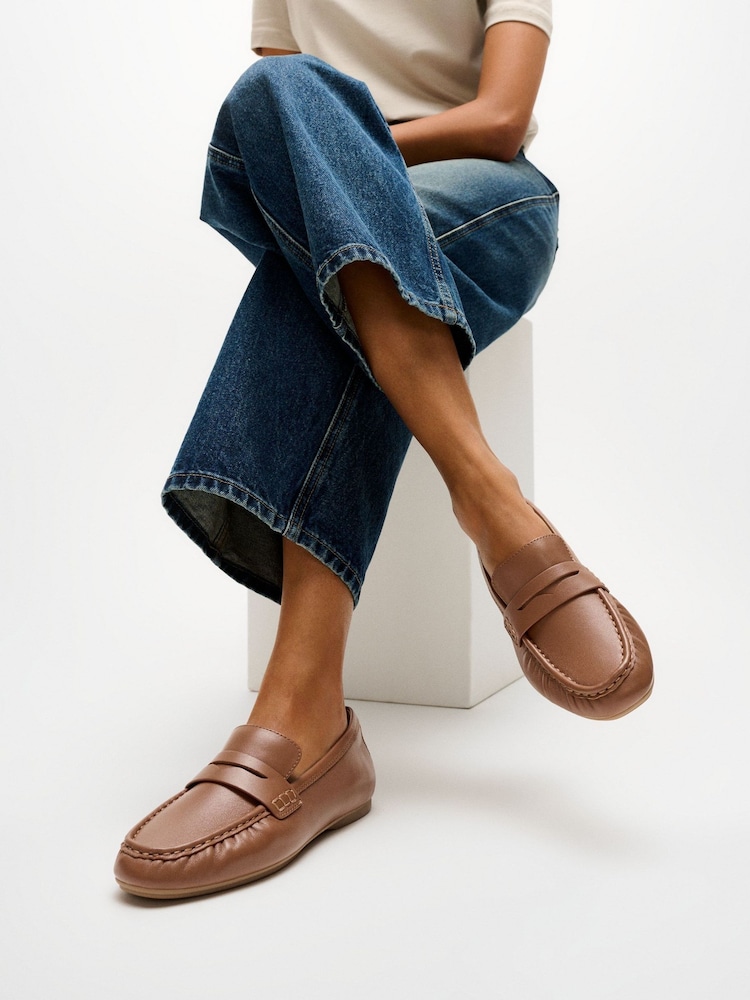 FitFlop Brown Delicato Leather Loafers - Image 1 of 4 FitFlop Brown Delicato Leather Loafers - Image 1 of 4