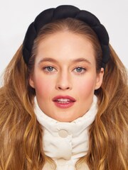 Kitsch Puffy Cloud Fashion Headband - Black - Image 5 of 5