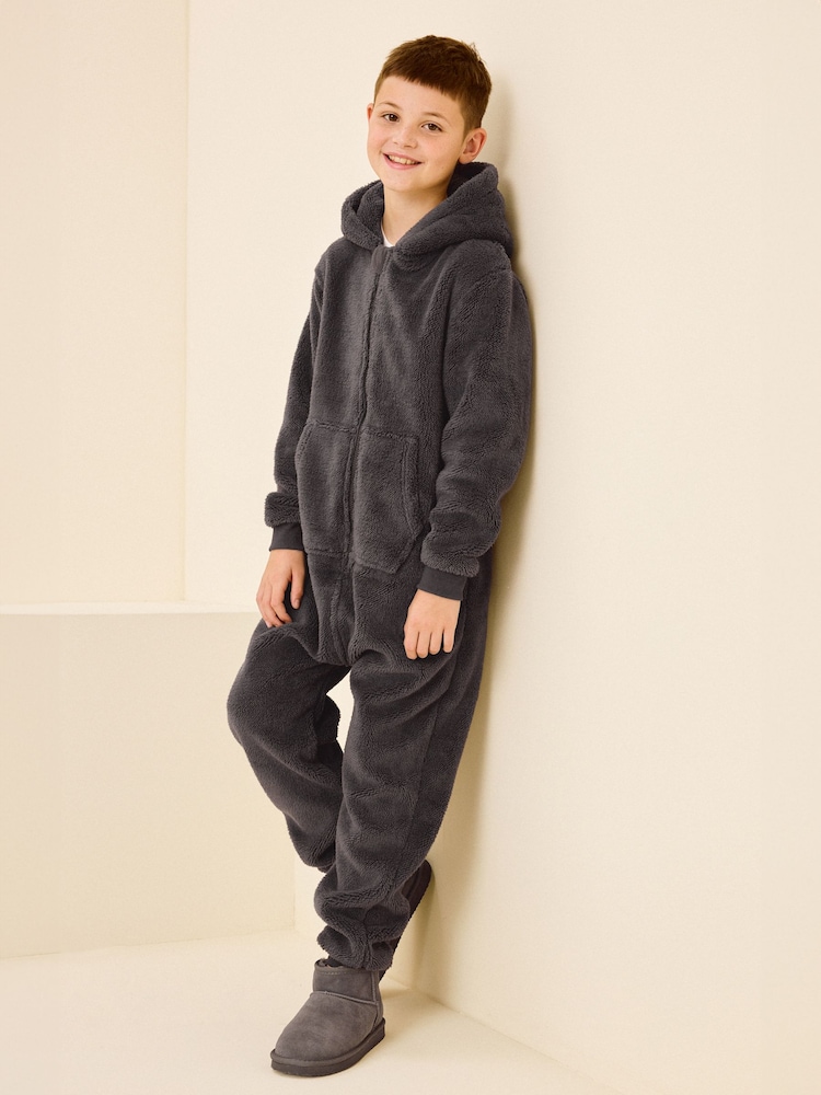 Grau - Fleece-Einteiler (3–16 J.) - Bild 1 von 6 Grau - Fleece-Einteiler (3–16 J.) - Bild 1 von 6